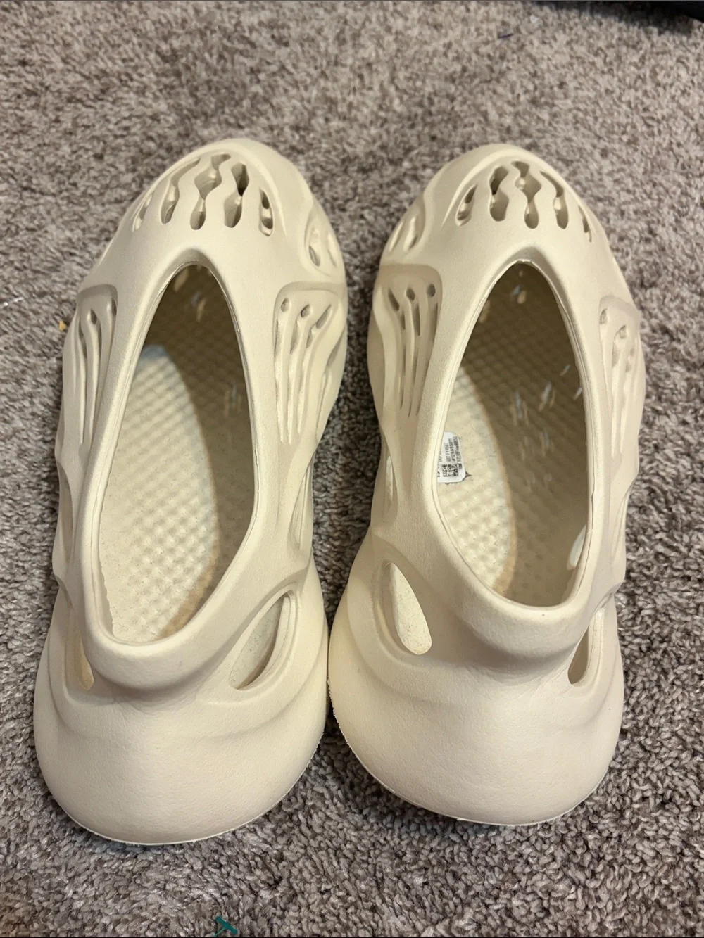 Adidas Yeezy Foam Runner Sand Size 13 Cream Slip On Clog
